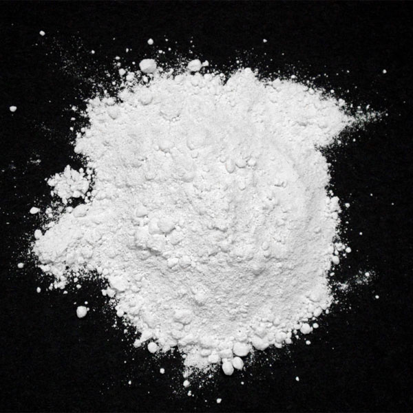 Apa keuntungan saka karakteristik Anatase Titanium Dioxide?